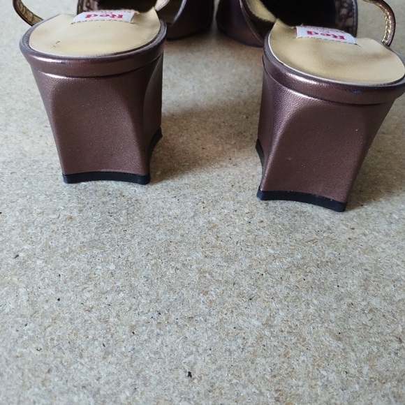 Red by Ramon Tenza copper sling back size 9.5 - Picture 4 of 5